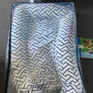 Baby sleep nest